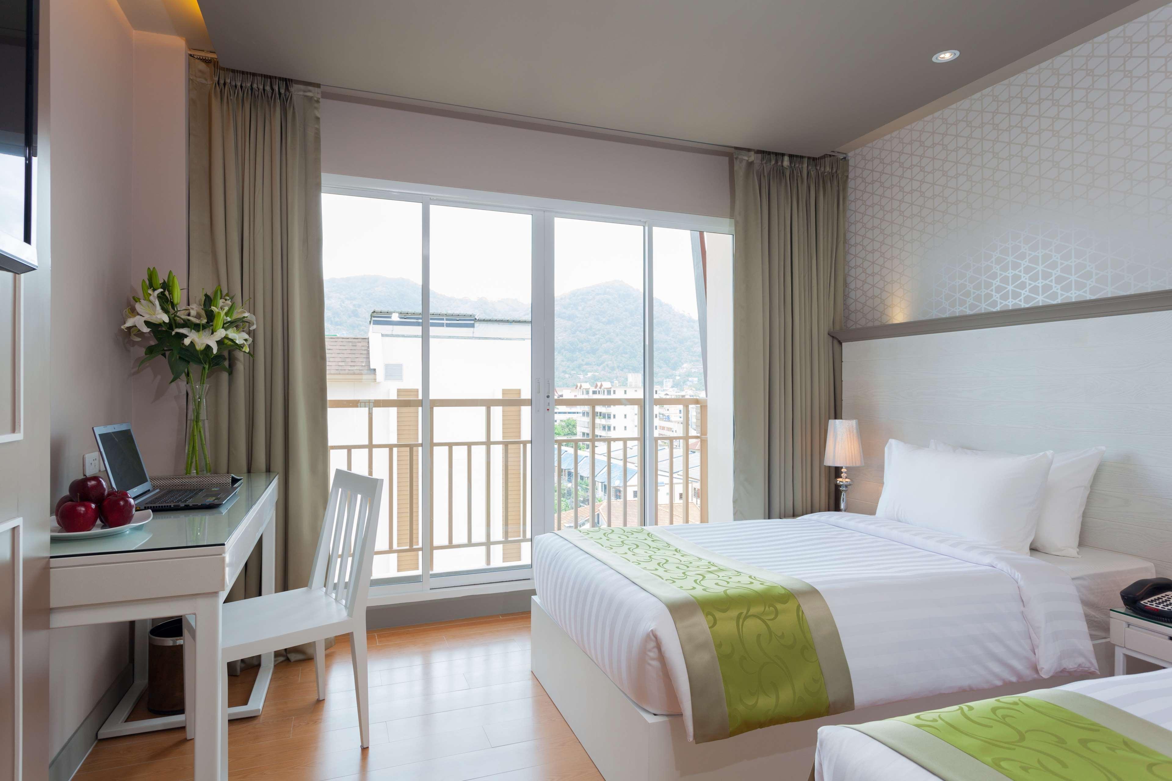 Best Western Patong Beach Esterno foto