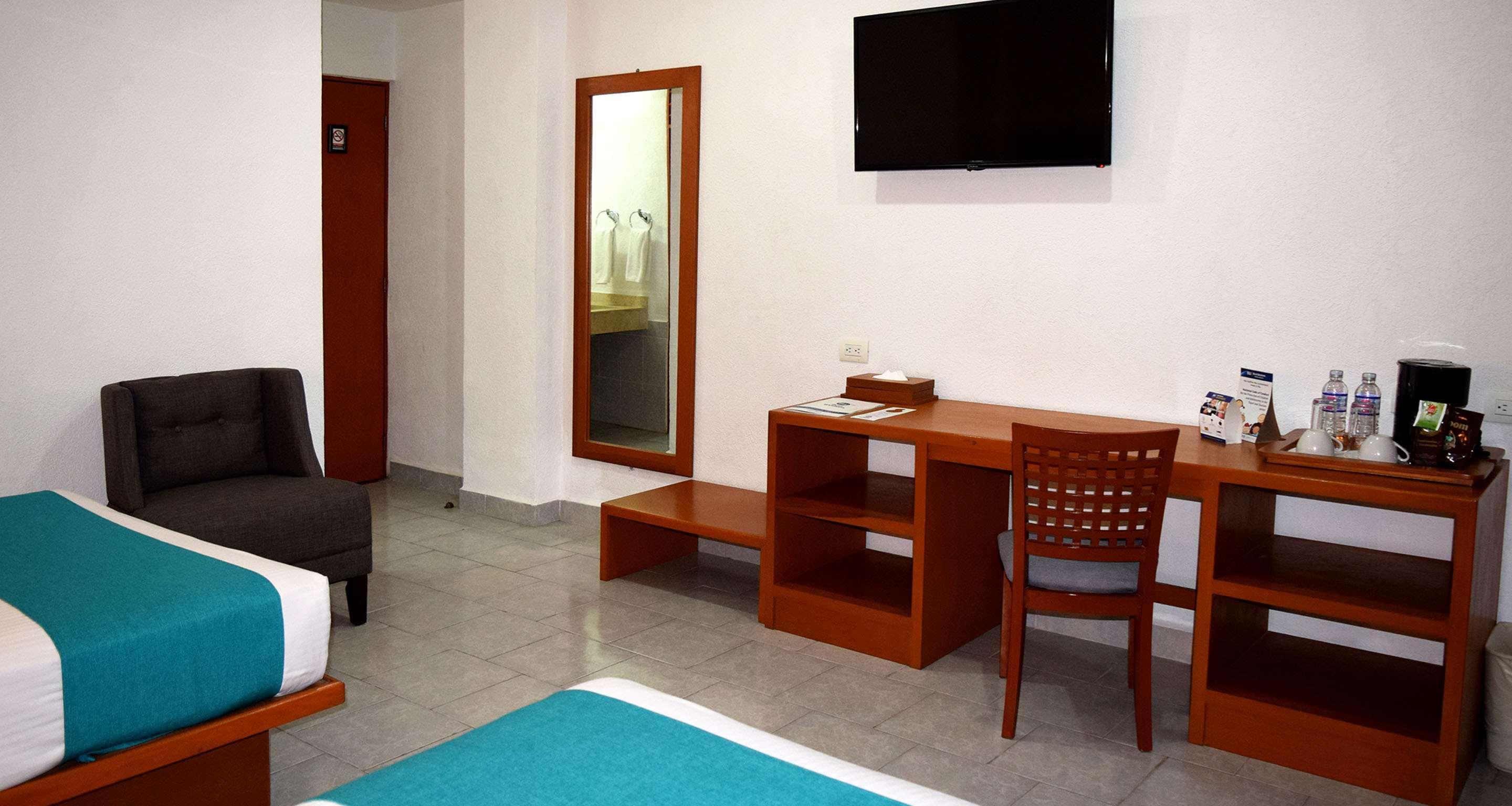 Best Western Patong Beach Esterno foto